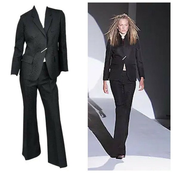 S/S 2000 Vintage Tom Ford for Gucci Crocodile textured Pant Suit with Pin